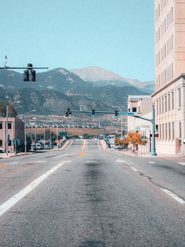 Colorado Springs, CO contractors